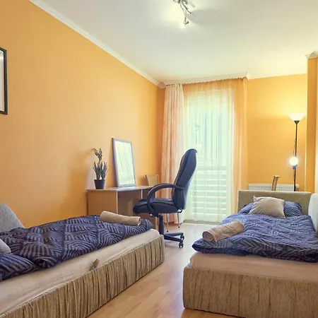 Apartment Rainbow Virag Utca *