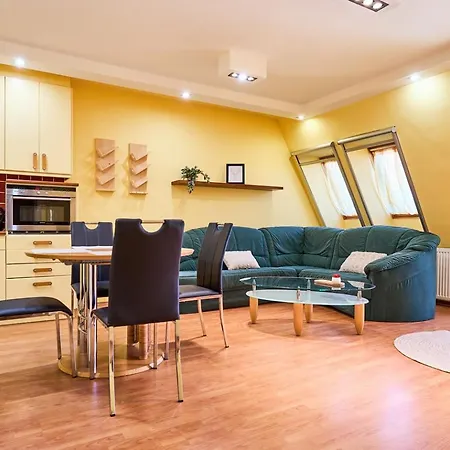 Rainbow Virag Utca Apartment Debrecen