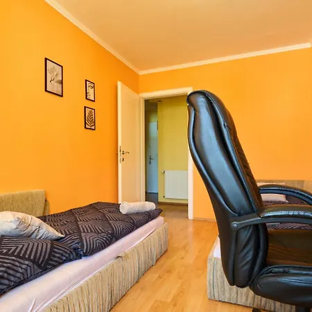 Rainbow Virag Utca Appartement *